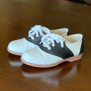 Girls Saddle Shoes Dance 50’s